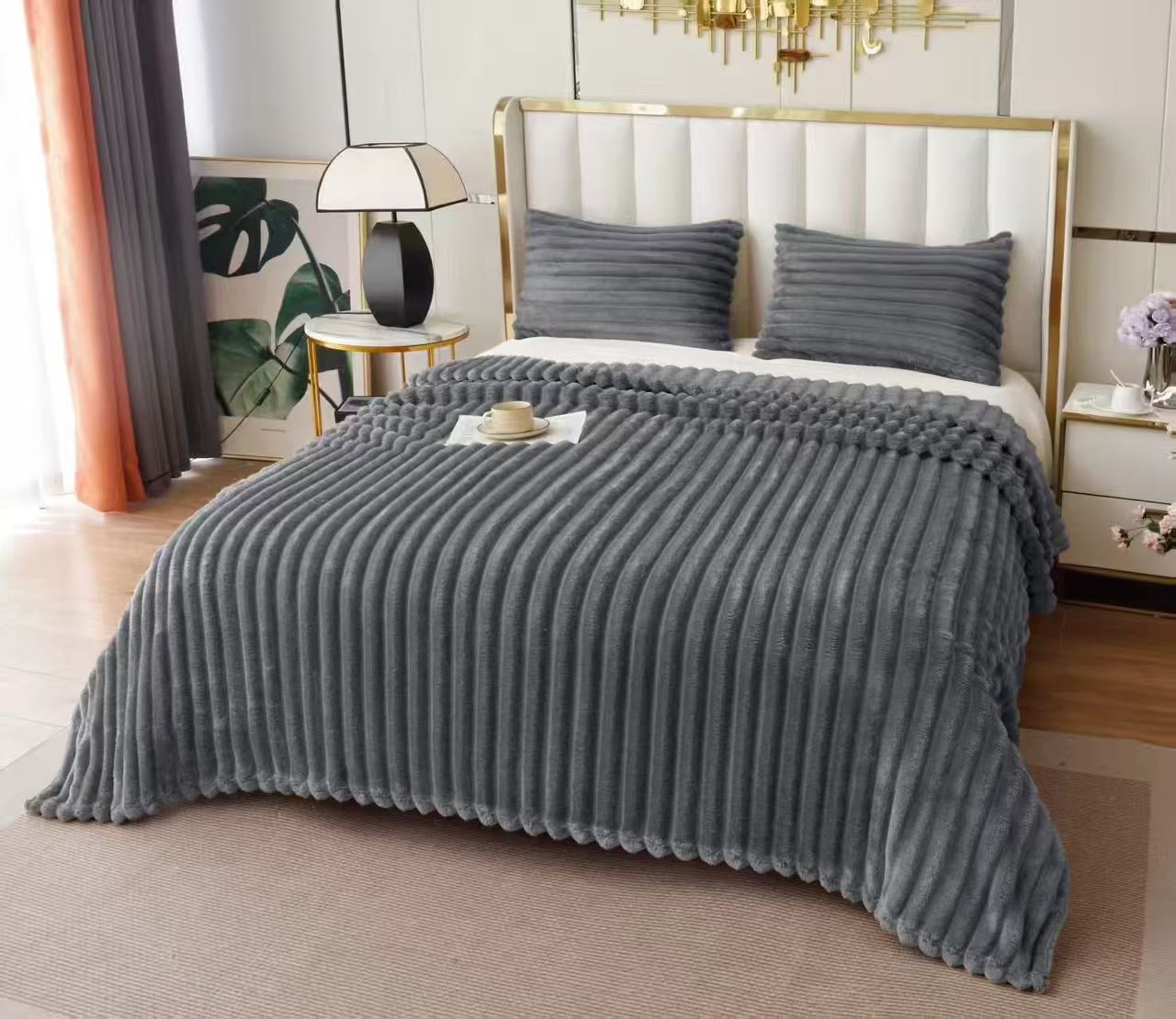 Flannel Bedspread with Pillowcases - Image 7