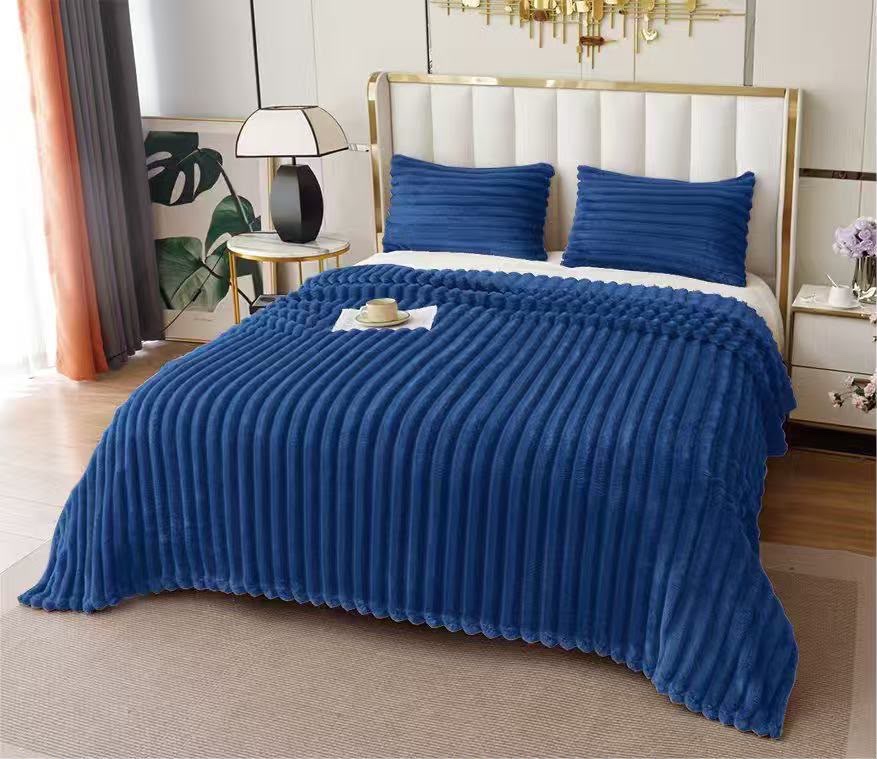 Flannel Bedspread with Pillowcases